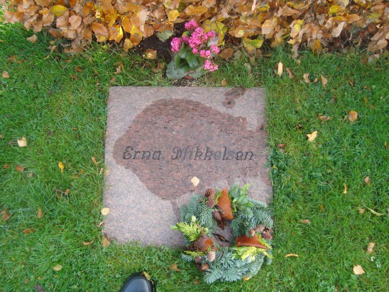 Erna Mikkelsen.JPG
